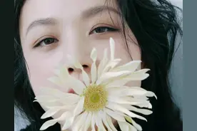 汤唯芭莎封面大片图片