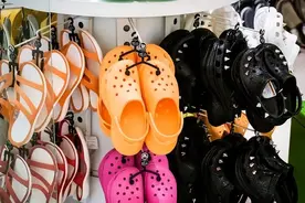 太卷太可怕！“半个脚趾没了”竟是因为这双鞋？上海人十有八九都穿过！图片