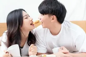长期两地分居的婚姻能维持多久？结果很虐心图片