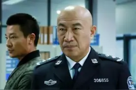 演员石兆琪:原本就是警察，演戏纯属意外，娶普通妻子其乐融融图片