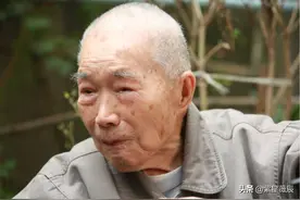 1994年，老兵赵赠熊给央视写了封信，央视核明其身份：空军功臣图片