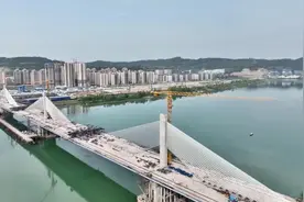 重磅！南部县嘉陵江三桥主桥顺利合龙！图片