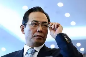 真相揭晓！前足协老臣移民资产转移，涉嫌30亿贪腐，蔡振华安全吗图片