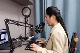 95后盲人女大学生，用声音点亮生命之光图片