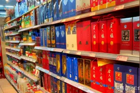 超市6款“倒霉酒”，明明是纯粮白酒，却因为价格便宜被人看扁图片