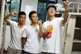 大学宿舍选上铺还是下铺？看清其中优劣势，大一新生：幸亏没选错图片