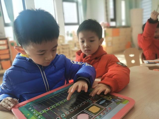 虎虎生威庆元旦！历下区保利华庭幼儿园喜迎中国年