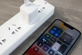 整夜充电会伤电池？关于手机充电的5大谣言，千万别被误导了图片