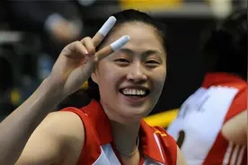 跨国忘年恋！中国女排名将嫁美国，53岁外国老公健硕，两人差16岁图片
