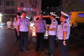 宣防齐发力 平安再加码！绥德公安持续深入开展夏夜治安巡查宣防集中统一行动图片