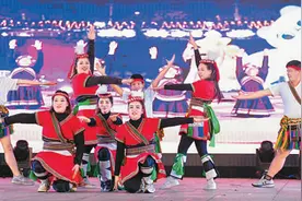 两岸少数民族同胞在浙共庆“三月三”图片