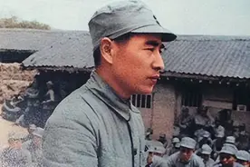 强将手下无弱兵，林总与粟司令麾下十大悍将，都是谁？图片