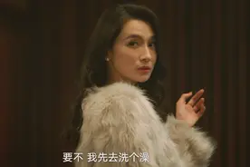 黑丝网袜小皮裙，出场就把观众看呆，这才是国剧风尘女该有的颜值图片