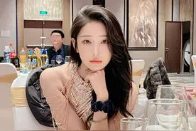 被传跟大哥恋爱结婚了，女主播回应是父母介绍，怀疑是公司泄密图片