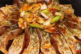 把鱼肉放大锅里一腌，吃一次就忘不掉，新做法教给你，真的太绝了图片