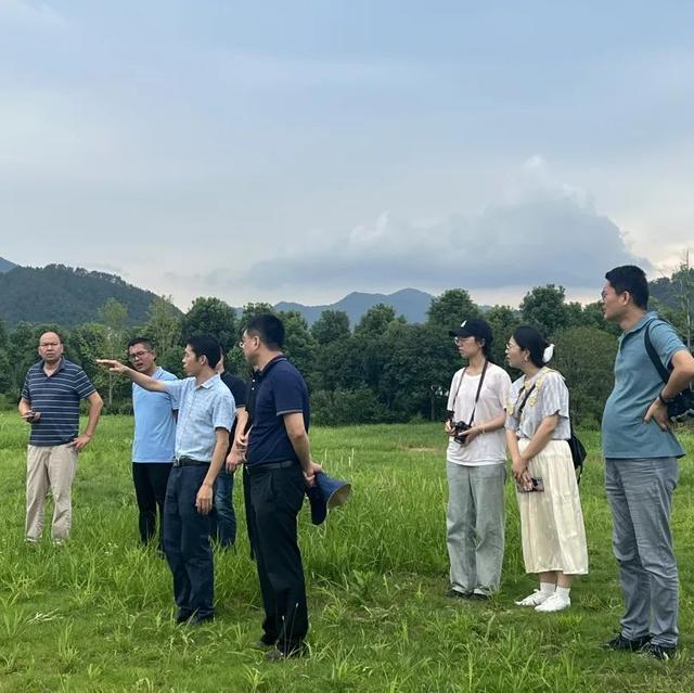 武汉东湖新技术开发区一行来馆考察