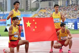 成都大运会｜逆袭，中国队夺得男子4x100米接力冠军图片