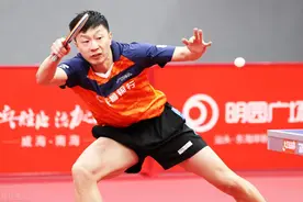 豪取7连胜！19岁新星向鹏惊艳乒超，不输马龙，张本智和克星来了图片