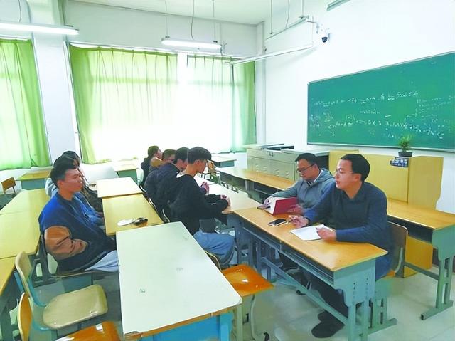 銆愭櫤棰嗘睙鑻忋€戝緪宸炲伐绋嬪闄俊鎭伐绋嬪闄㈤矋鏂囨锛氱敤AI鎺㈠鐢熷懡鐨勫ゥ绉? onerror=