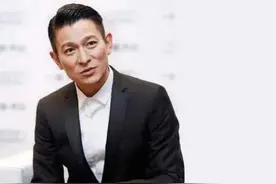 纵横江湖40余载的刘德华，其实“朋友”少得可怜图片