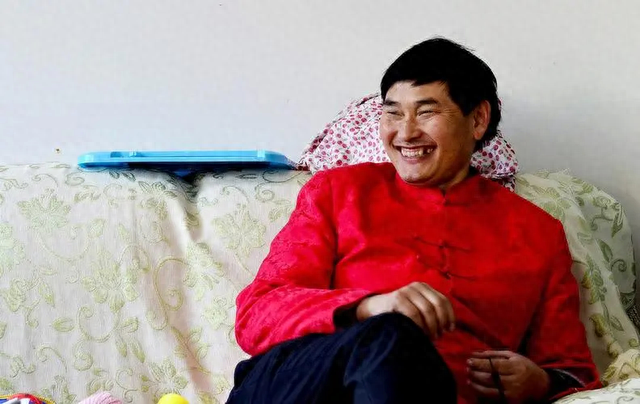 原形毕露！大衣哥北京“豪宅”曝光，想不到竟是这种人！