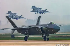 歼20首次投入实战演习，台防空系统睁眼瞎，看不到也打不着图片