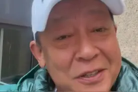 56岁王志文近照曝光！发福明显，满脸憔悴似老头，健康状态引担忧图片