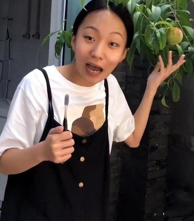 曝邓超出轨19岁嫩模！花千万掩盖丑闻，孙俪深夜发文：再见婚姻！