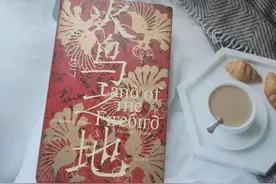 熠熠发光的羽毛，一部波澜壮阔的俄罗斯文化史图片