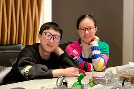 单曲循环这首歌，再追一遍《人世间》图片