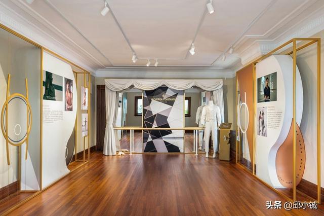 ���У���ʫ����268�ꡰ׿����Ⱥ���ļ��