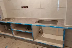 瓷砖橱柜，我认为比较正确的做法图片