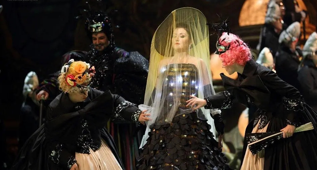 �������أ��������ж���һ�����ҹ�������������ʲô��һ����