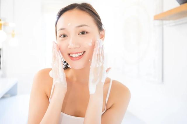 鍒楠椾簡锛佷綘鐢ㄧ殑姘ㄥ熀閰告礂闈㈠ザ鏈夊彲鑳芥槸鍋囩殑