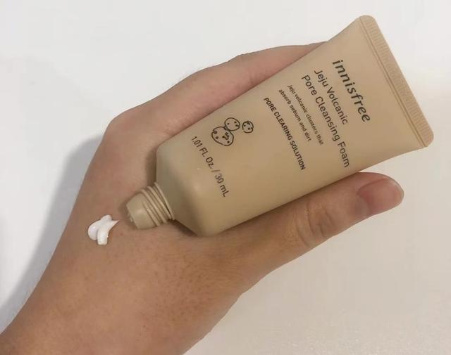 油皮最爱的洗面奶盘点：从平价到贵妇，总有一款适合你