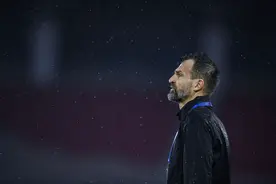 「运气太差」开场遭闪击！刘祝润憾中柱！海港再负三镇……图片