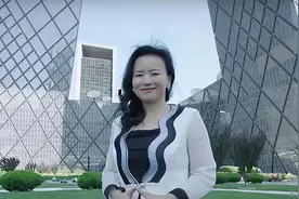 澳籍女间谍潜伏央视20年，窃取国家机密，节目上一句话暴露身份图片