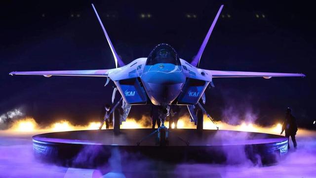 土印韩为何都要“山寨”F-22？实力有限，歼20的技术真模仿不来