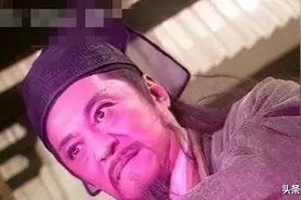 岳不群为什么不抢紫霞神功倒觊觎辟邪剑谱？是紫霞神功不厉害吗？图片