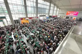 紧急转运！湖南多个高铁站加开列车图片