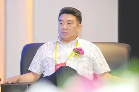 河南首富朱文臣：被称铁公鸡，一次分红却遭覆灭，18亿不翼而飞？图片