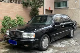 梦回1998，当时80万的车是什么样子的，第十代皇冠155图片