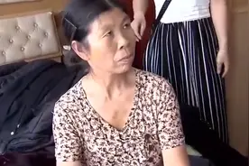 湖南保姆“霸占”房子5年,雇主生气让她搬离,怎料老太太强硬:不走图片