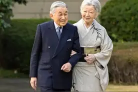 明仁美智子夫妇提出“生前赠与”案，大部分财产拟让小室真子继承图片