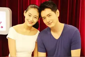 他们剧中是母子，现实中却是夫妻，今双胞胎儿子取名“一模一样”图片
