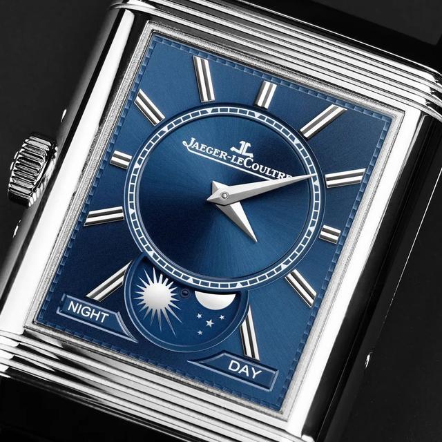 ���ҷ�ת�ļ�ֵ�����