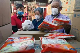 父亲生病后，河北女老板卖成人纸尿裤，年销1.5亿片图片