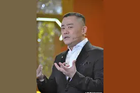 消失7年臭名昭著的周立波，如今已经走上了一条不归路图片