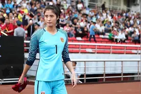 女足颜值天花板？女足女神大盘点？王霜赵丽娜邵诗雨谁是你的女神图片