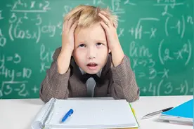 孩子一二年级成绩不好，每次考60-70分，到了三年级成绩会如何？图片